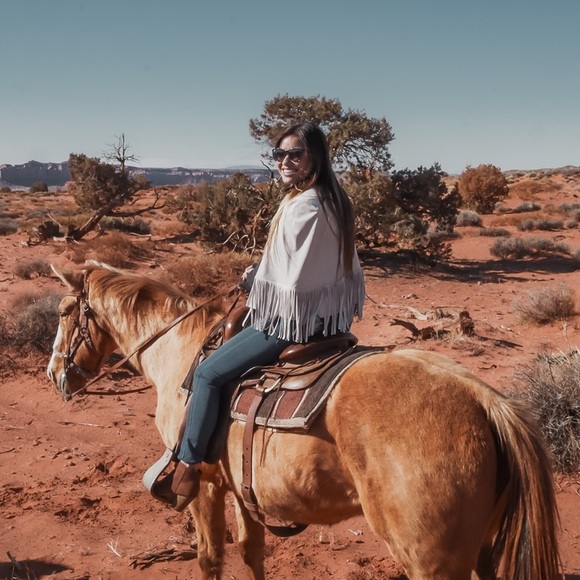 BCBGMAXAZRIA faux suede cape jacket size xs - Picture 2 of 5